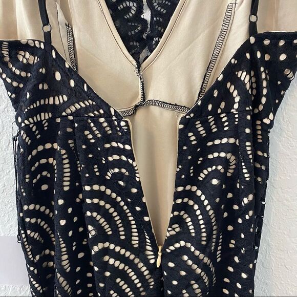 Revolve By the Way. Vicky Lace Eyelet Overlay Scalloped Black Mini Dress Size XS - Picture 9 of 13